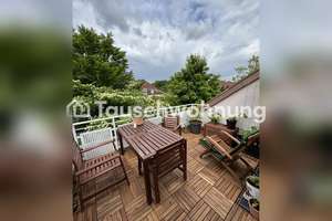 Tauschwohnung: Ruhige und lichtdurchflutete DG Wohnung mit großem Balkon