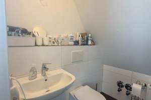 Zentral gelegene 1-Zimmer-Dachgeschosswohnung mit Aufzug – Stiftstraße 6–8 – Stiftstraße 6, 52062 Kaiserplatz, Aachen – Vorschaubild 4