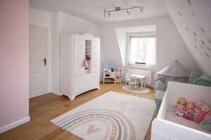 Familienanwesen in unverbaubarer Feldrandlage | Indoorpool | 1.357 m² Grundstück & 2 Doppelgaragen – Die vollständige Adresse der Immobilie erhältst du vom Anbieter., 22397 Duvenstedt, Hamburg – Vorschaubild 13