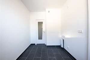 2-Zimmer-Wohnung mit Terrasse in Golzheim – saniert und bezugsfertig – Die vollständige Adresse der Immobilie erhältst du vom Anbieter., 40474 Golzheim, Düsseldorf – Vorschaubild 10