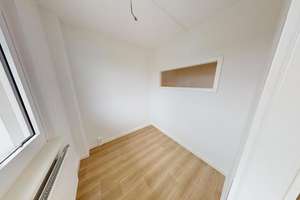 Lichterfüllte 1-Raum-Wohnung mit Einbauküche und Balkon – Johannes-Dick-Str. 32, 9123 Hutholz, Chemnitz – Vorschaubild 3