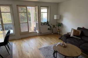Moderne, helle 2-Zimmer-Wohnung mit Balkon, Einbauküche & eigener TG-Garage – Bachgartenstraße 4/1, 74385 Pleidelsheim – Vorschaubild 2