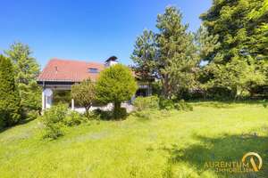 Stilvolles Einfamilienhaus mit großem Garten und exklusivem Wellnessbereich – Die vollständige Adresse der Immobilie erhältst du vom Anbieter., 93138 Lappersdorf – Vorschaubild 2