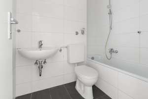 Moderne 3-Zimmer-Wohnung mit Balkon & Einbauküche – Sofort bezugsfrei! – Zasingerstraße 9, 81547 Giesing, München – Vorschaubild 8