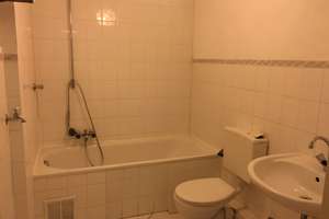2 Zimmer Altbau in Bahnhofsnähe