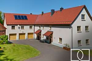 Exklusives Anwesen: Modernes Zweifamilienhaus in Alleinlage auf 2.471 m² Grundstück – Die vollständige Adresse der Immobilie erhältst du vom Anbieter., 95659 Arzberg – Vorschaubild 1