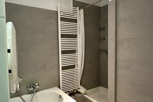 Tolle 3-Zimmer-Wohnung in Stuttgart-Mitte, inkl. EBK, möbliert zu übernehmen – Landhausstraße 8, 70182 Kernerviertel, Stuttgart – Vorschaubild 9
