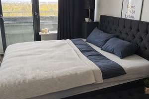 1-Zimmer Penthouse-Wohnung im 13. OG mit Balkon in Golzheim