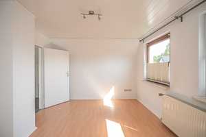 Gepflegtes Einfamilienhaus in ruhiger Lage – Wesermarsch (Kreis) – Vorschaubild 23