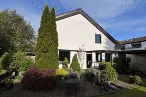 Einfamilienhaus mit wunderschönem Garten in Aachen Laurensberg