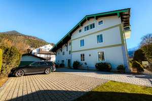 MFH-Villa, saniert, teilweise mit Fewos, ideal als Invest oder für Generationen – Garmisch-Partenkirchen (Kreis) – Vorschaubild 2