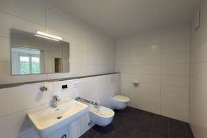 Moderne Barrierefreie Erdgeschosswohnung mit Terasse und Garten!  – Die vollständige Adresse der Immobilie erhältst du vom Anbieter., 79219 Staufen im Breisgau – Vorschaubild 12