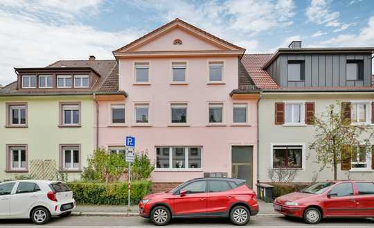 IdeenReich: Doppelte Chance im Weiherfeld - Vorderhaus frei, Hinterhaus mit Zukunft