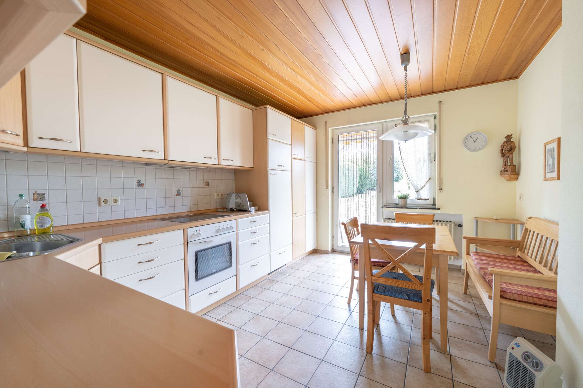 Immobilie in Großmaischeid - Wohnen auf zwei Ebenen mit Terrasse und Garten - Bild 10