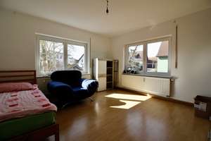 Vielseitiges Zweifamilienhaus in gepflegtem Zustand – ideal für Investoren oder Vermieter – Die vollständige Adresse der Immobilie erhältst du vom Anbieter., 89291 Holzheim – Vorschaubild 5