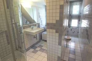 Bornheim....Charmante 3,5 Zimmer Altbau-Maisonett in ruhiger Lage. – 60385 Bornheim, Frankfurt am Main – Vorschaubild 4