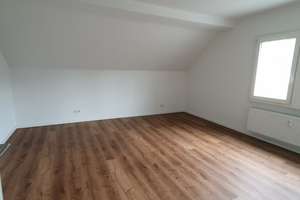 Moderne und großzügige Maisonette-Wohnung mit 4 Zimmern in zentraler Lage **Solingen Gräfrath** – In der Freiheit 10, 42653 Gräfrath, Solingen – Vorschaubild 9