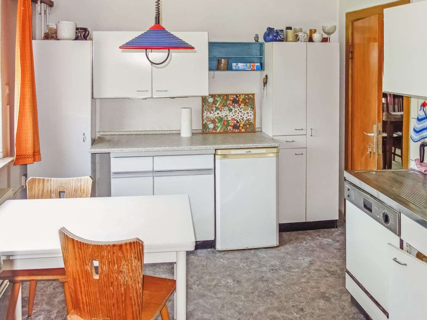 Immobilie in Meldorf - TOP-Lage: Renovierungsbedürftiges Einfamilienhaus mit Garage auf großem Grundstück in Meldorf - Bild 7