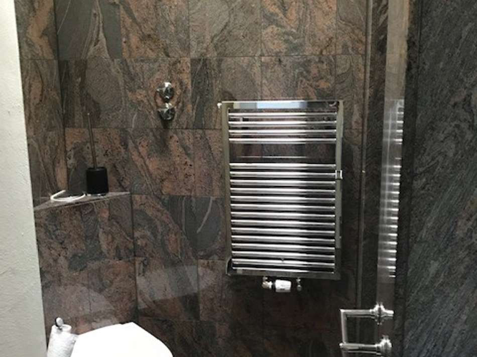 Badezimmer in Whg 2.OG