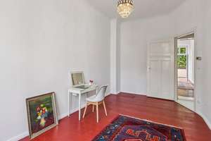 Sommer auf dem Balkon, 2-Zi. Altbauwohnung - von privat – Die vollständige Adresse der Immobilie erhältst du vom Anbieter., 12059 Neukölln (Ortsteil), Berlin – Vorschaubild 10