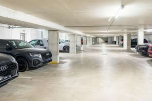 Penthouse-Feeling im Grünen: Großzügige 4-Zimmer-Wohnung mit Terrasse und Balkon in Berlin-Britz – Die vollständige Adresse der Immobilie erhältst du vom Anbieter., 12347 Britz, Berlin – Vorschaubild 21