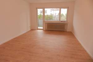 **KNOPEK IMMOBILIEN** Eil -  mit Sonnenbalkon! – Frankfurter Straße 639, 51103 Eil, Köln – Vorschaubild 2