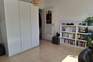 CITY-LAGE ~ S-SÜD~ HELLE 2 ZI. DG WOHNUNG ~ – Möhringer Str 104, 70199 Heslach, Stuttgart – Vorschaubild 2