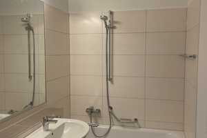 Modernisierte 2-Zi.-Whg. mit Balkon in ruhiger aber dennoch zentraler Lage von Wandsbek! – Lomerstr. 55, 22047 Hamburg – Vorschaubild 6