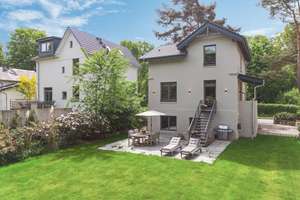 Nur 500 Meter bis nach Blankenese: Traumhaft saniertes Haus mit moderner Ausstattung und stilvoll... – Die vollständige Adresse der Immobilie erhältst du vom Anbieter., 22589 Iserbrook, Hamburg – Vorschaubild 10