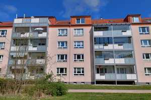 Sehr schön sanierte Eigentumswohnung in Reutershagen – Max-Maddalena-Str. 7, 18069 Rostock – Vorschaubild 1