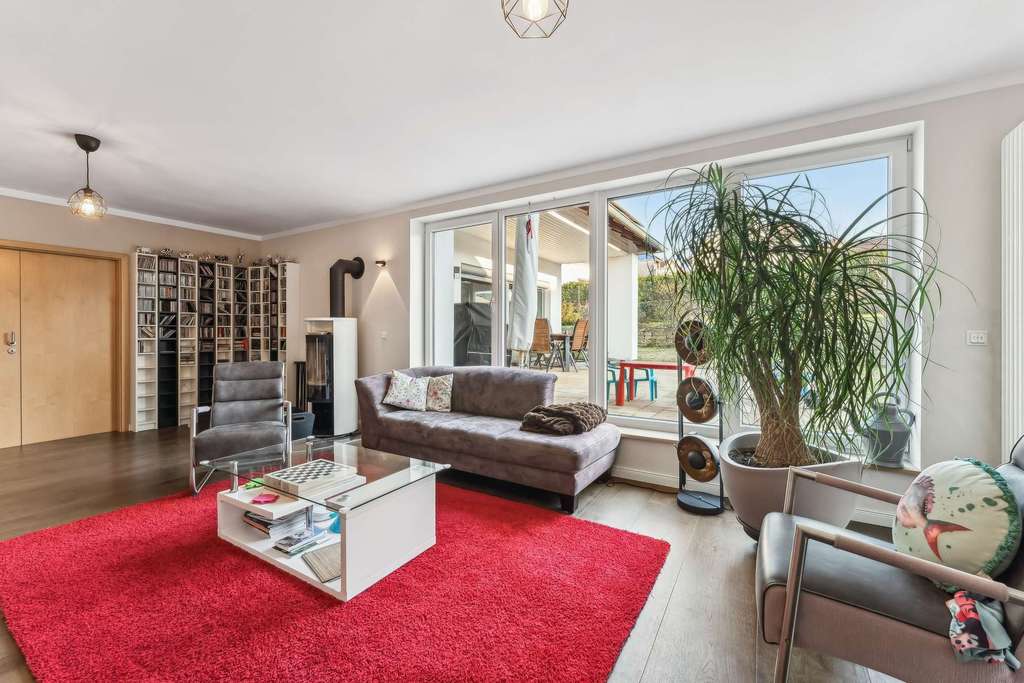 Immobilie in Gleichen - Umfassend modernisiertes EFH mit Garten, Sauna, PV inkl. Speicher & Wallbox in ruhiger Ortsrandlage. - Bild 3