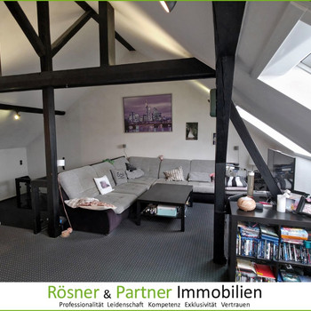 *Großzügige 6-Zi.-Maisonette-Wohnung mit großer Dachterrasse in ruhiger Wohnlage von Mühlheim (OT)*