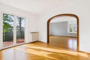 Großzügige 4,5 - Zimmerwohnung mit Terrasse in Bestlage – Die vollständige Adresse der Immobilie erhältst du vom Anbieter., 74076 Heilbronn, Heilbronn – Vorschaubild 2