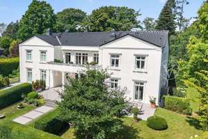 Imposantes Anwesen – Haus-im-Haus-Charakter mit großzügigem Grundstück & Wohnkomfort auf drei Ebenen – Die vollständige Adresse der Immobilie erhältst du vom Anbieter., 22391 Wellingsbüttel, Hamburg – Vorschaubild 36