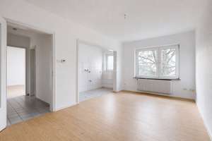 Solides 6-Parteienhaus mit Ausbaupotenzial im Dachgeschoss, 2 Garagen und 7 Stellplätzen – Die vollständige Adresse der Immobilie erhältst du vom Anbieter., 53757 Sankt Augustin – Vorschaubild 11