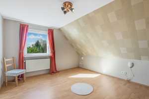 Zweifamilienhaus in toller Familiengegend von Wiemersdorf! – Segeberg (Kreis) – Vorschaubild 10