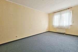Schönes Reihenendhaus  mit Garten, Garage und Stellplatz in Nürnberg-Gebersdorf – Die vollständige Adresse der Immobilie erhältst du vom Anbieter., 90449 Gebersdorf, Nürnberg – Vorschaubild 10