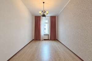 Charmante Altbauwohnung mit Entwicklungspotenzial in begehrter Lage – 60594 Sachsenhausen-Nord, Frankfurt am Main – Vorschaubild 2