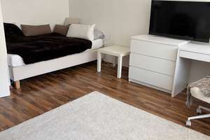 Helle, möblierte  1-Zimmer-Wohnung mit Balkon  in Augsburg zur Untermiete (15.08.2026 – 15.01.2027) – Die vollständige Adresse der Immobilie erhältst du vom Anbieter., 86150 Bahnhofs-, Bismarckviertel, Augsburg – Vorschaubild 2