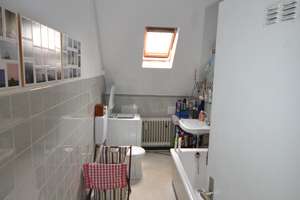 Moderne, großzügige 2-Zimmer-Dachgeschosswohnung in zentraler Lage von Düsseldorf-Oberbilk – Borsigstraße  7, 40227 Oberbilk, Düsseldorf – Vorschaubild 11