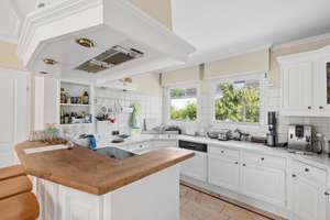 Großzügiger Bungalow auf 967 qm mit Premium-Wintergarten, moderner Hybrid-Wärmepumpe und ca. 335  – Die vollständige Adresse der Immobilie erhältst du vom Anbieter., 22045 Jenfeld, Hamburg – Vorschaubild 12