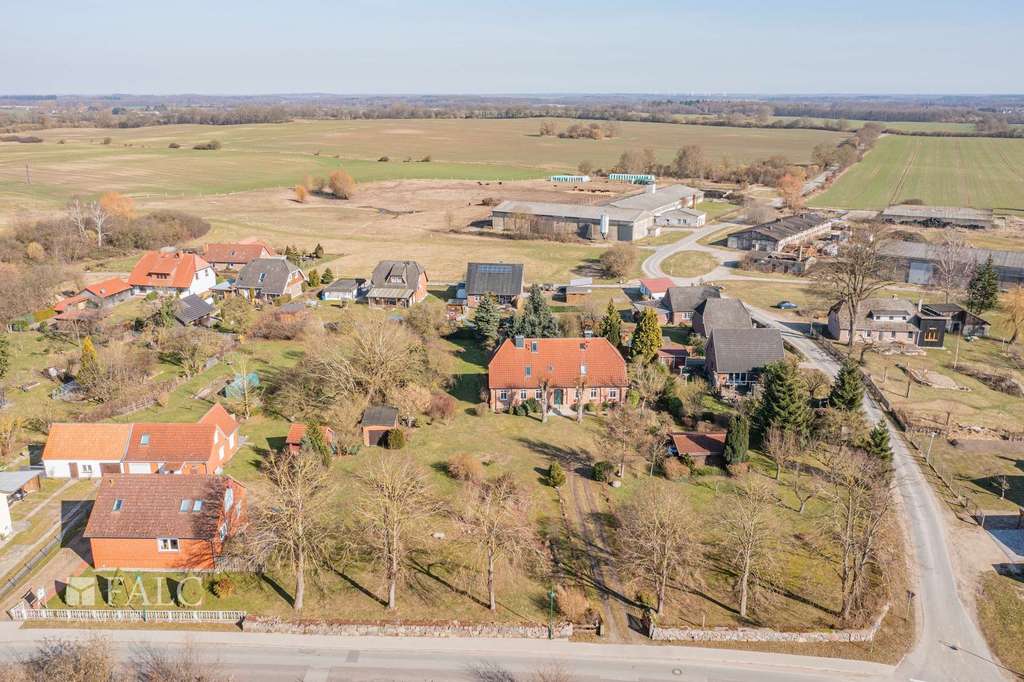 Immobilie in Zarrentin am Schaalsee - +++ Mehrgenerationenhaus in traumhafter Lage am Biosphärenreservat Schaalsee +++ - Bild 3