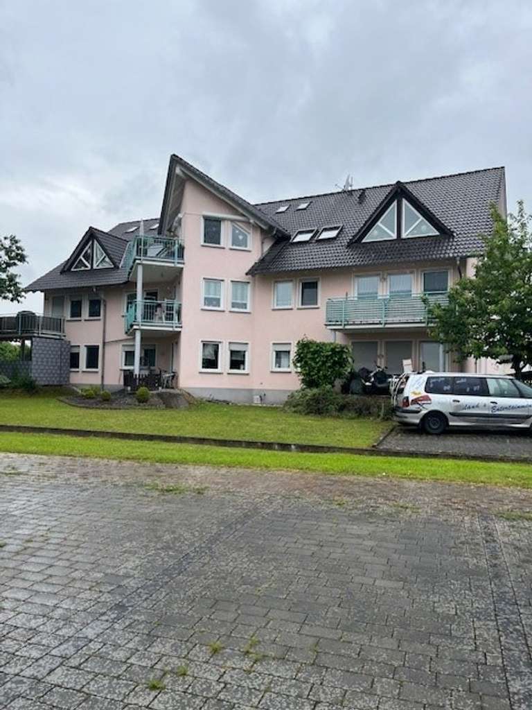 Immobilie in Hungen - Schöne helle 3 Zimmer Wohnung in Seenähe - Bild 0