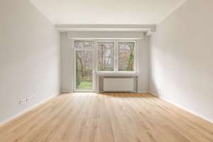 Sanierte Single-Wohnung mit Einbauküche und Garten sucht Nachmieter! 