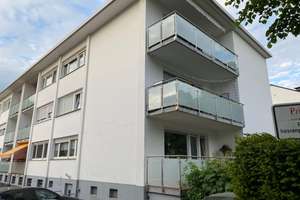 4-Zimmer-Wohnung mit Sonnenbalkon und Stellplatz