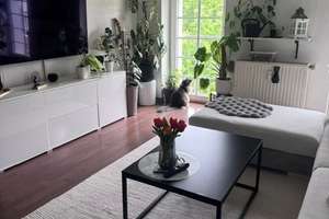 *ab 01.08.*  3-Zimmer-Dachgeschoßwohnung mit bodentiefen Sprossenfenstern und Balkon – Fröbelstr. 94, 47053 Hochfeld, Duisburg – Vorschaubild 3