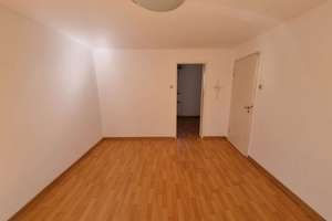 Charmante 3‑Zimmer‑Wohnung mit EBK, Balkon und viel Licht – 70499 Wolfbusch, Stuttgart – Vorschaubild 4