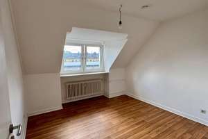 Renovierte 2,5 Zim. Wohnung im Zentrum!