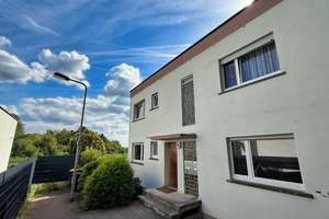     Zweifamilienhaus mit Garten und flexiblen Nutzungsmöglichkeiten – 60439 Niederursel, Frankfurt am Main – Vorschaubild 2