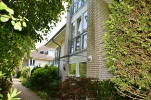 Tolle Eigentumswohnung in Citylage mit großem Balkon! – Abendrothstraße 28a, 27474 Cuxhaven (Kreis) – Vorschaubild 2